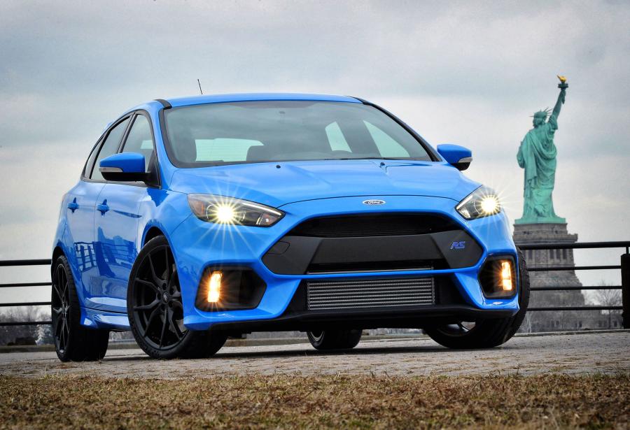 Ford Focus RS 2016 года  (US) (фото 22 из 51)
